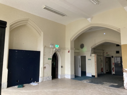 LEIGHTON BUZZARD – 2 Market Square