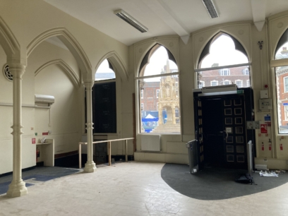 LEIGHTON BUZZARD – 2 Market Square