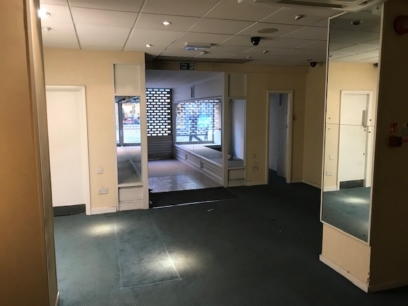 Worcester, 64 High Street