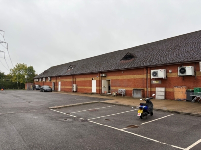 Didcot, Unit 4 Ladygrove Centre, Lostock Place